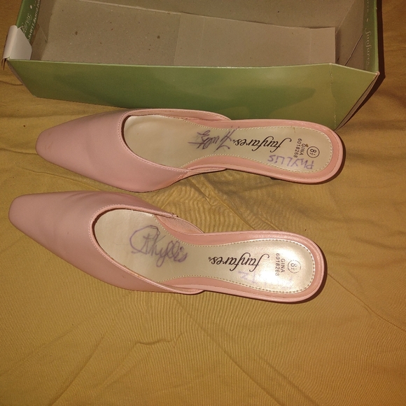 Women's Matching Purse & Short heels Shoes - Picture 8 of 16